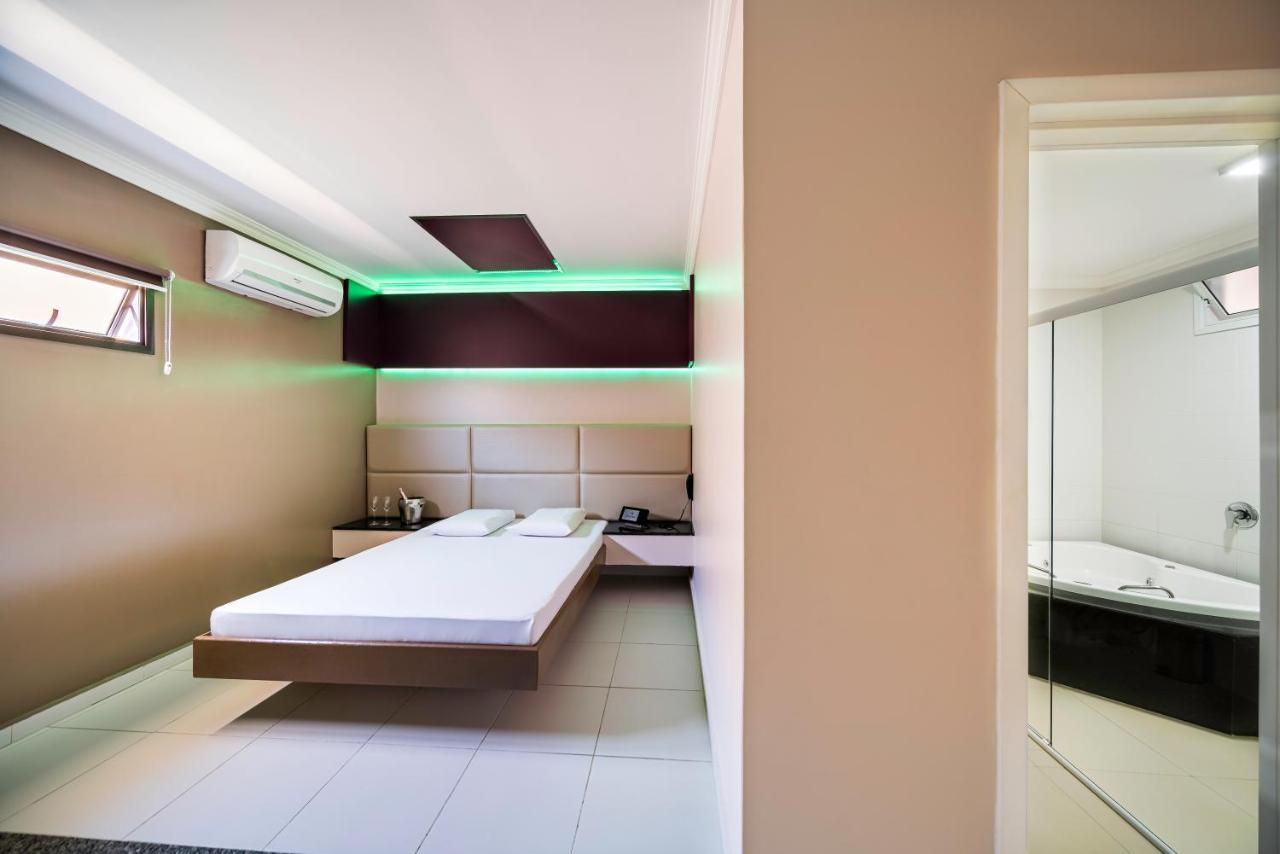 Savanas Motel ポンタ・グロッサ エクステリア 写真